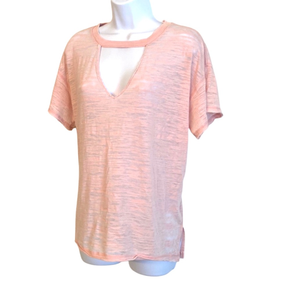 Lucky Pink Tee V-neck